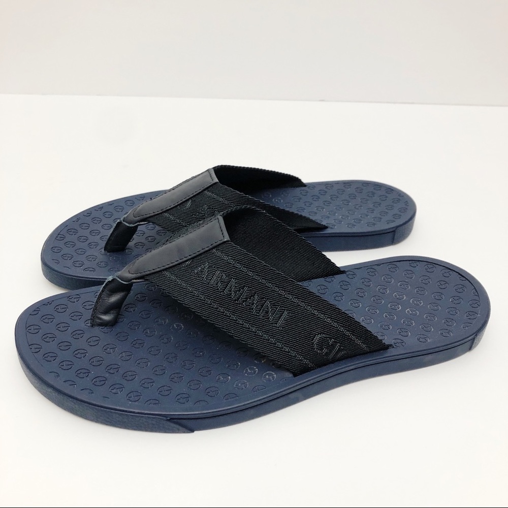 Giorgio Armani Men's Nylon-Web Thong Sandals, Blue - Picture 4 of 8